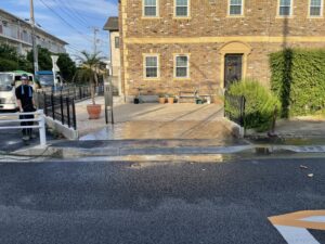 歩道切り下げ工事